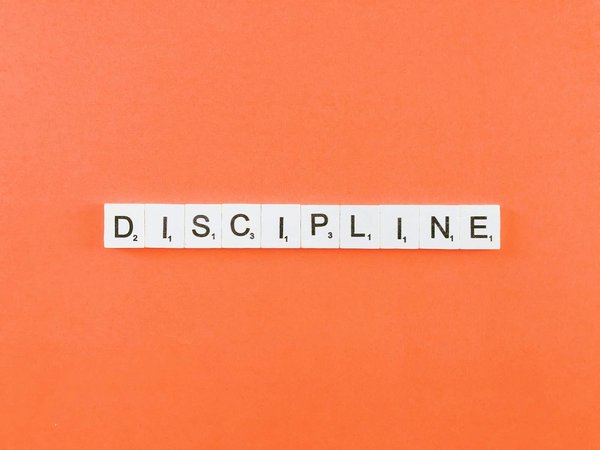 Comment l'entraînement en arts martiaux traditionnels japonais peut-il renforcer la discipline chez les jeunes?