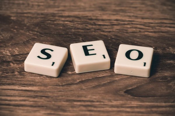 Apprendre les bases du SEO pour optimiser votre visibilité en ligne